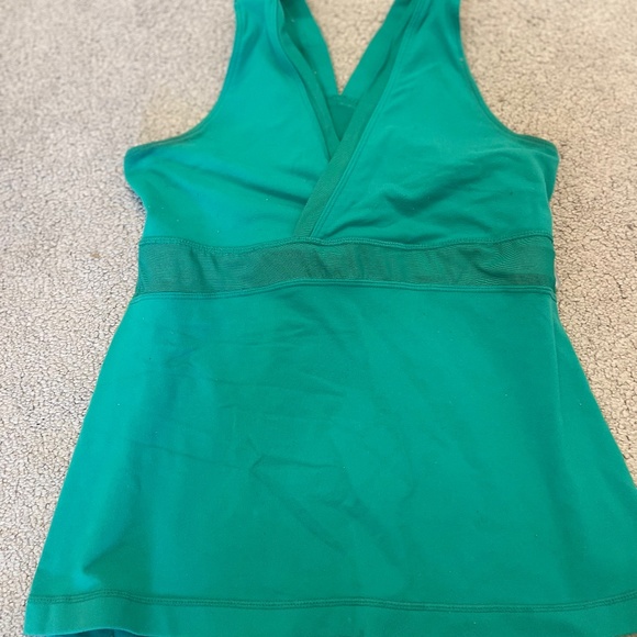 Lululemon running tank - Picture 1 of 4